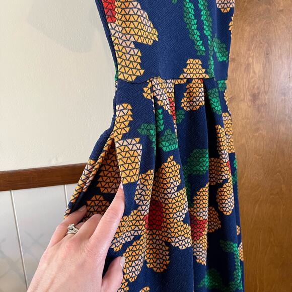 LULAROE | Amelia Dress Navy Sunflower Short Sleeve Pockets Midi Stretchy XXS‎ - Picture 6 of 10